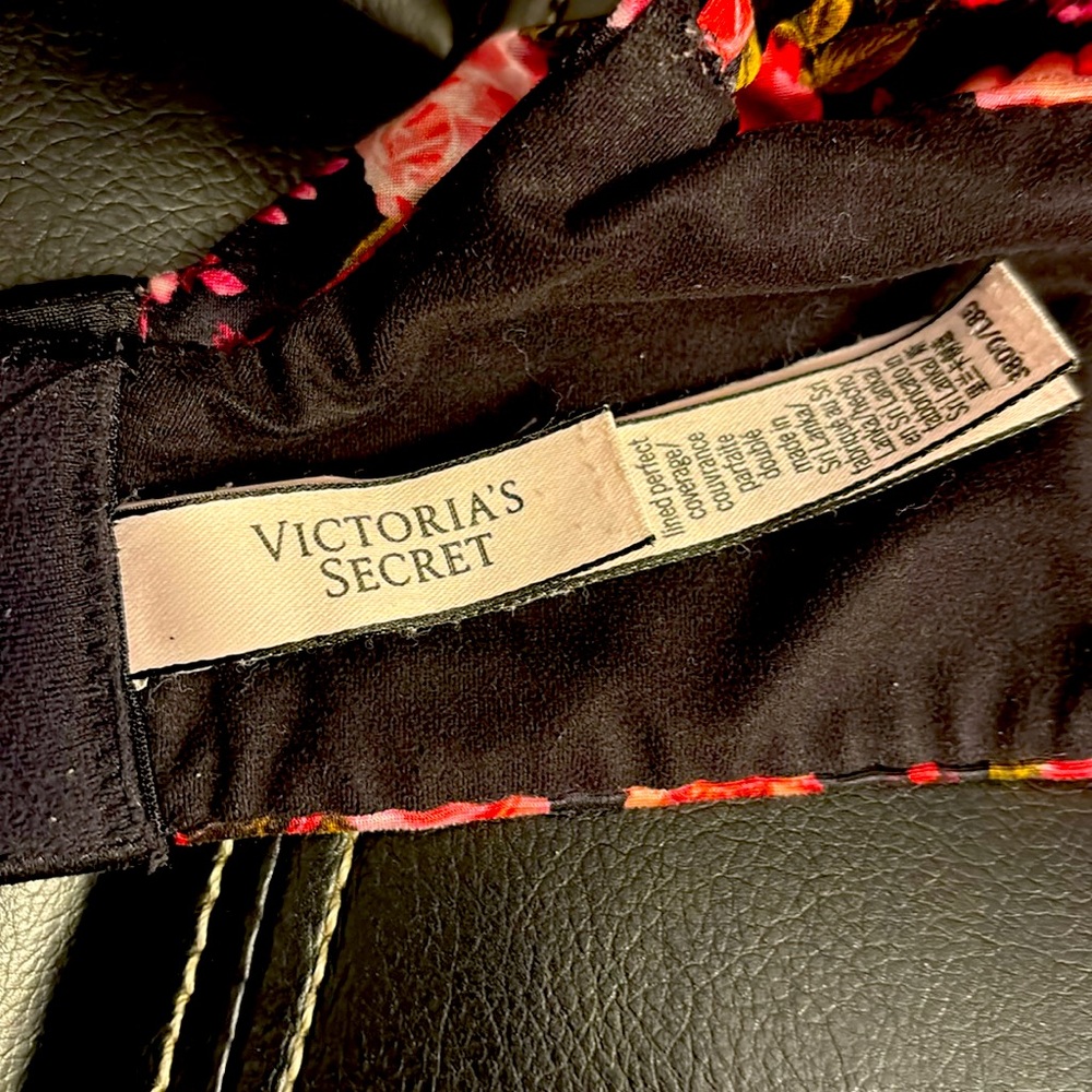 Victoria Secret Women’s Floral Black Bra Size 38 DD - Picture 9 of 13